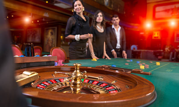 How Gaming Skills Translate to Success in Social Casino Environments